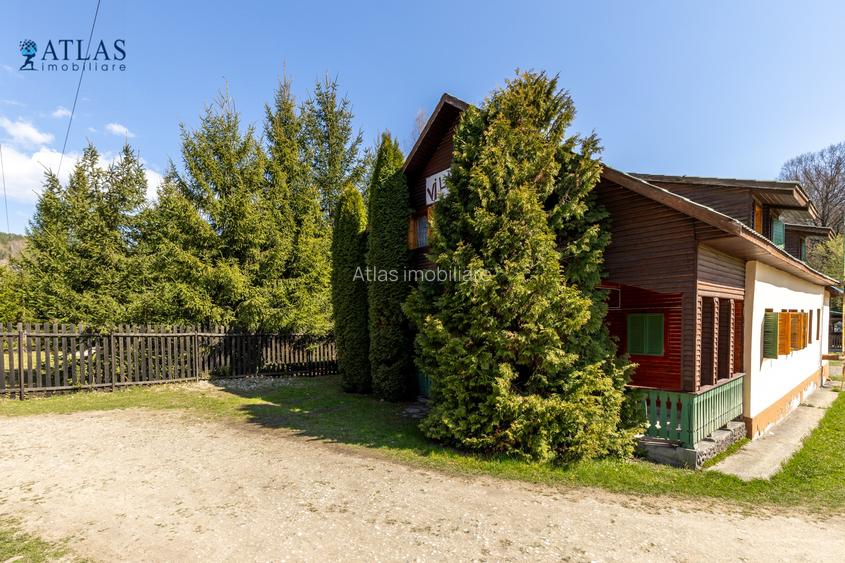 Vile turistice, locație montană superbă, la marginea pârâului,  2600 mp teren - 6