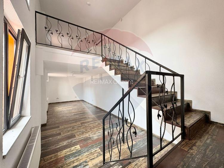 Spațiu de birouri  zona 13 Decembrie- Etaj 1 - 17