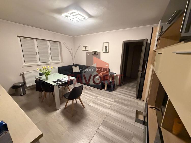 Mobilat si utilat. Bloc izolat. 2 camere modificat in 3 camere - 4