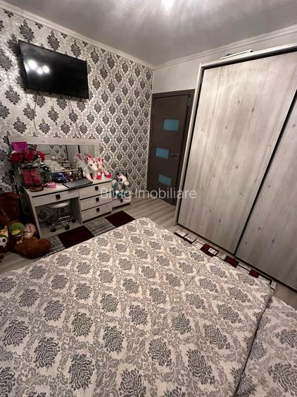 Apartament in zona  Eroilor,etaj intermediar - 5