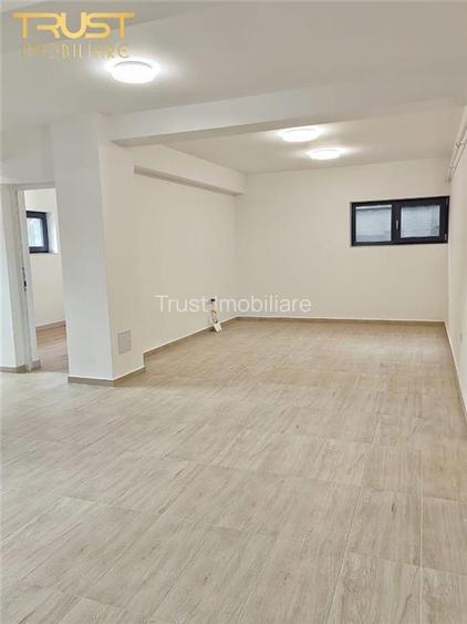 Birou | Cabinet |  I 125 Mp I Loc de parcare I Curte - 4