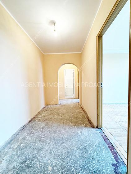 Apartament cu 3 camere, în cartierul Micro 16, 70 mp. - 6