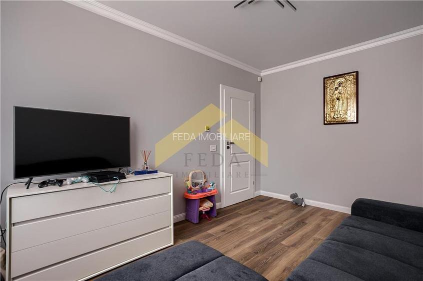 Casa noua la sol de vanzare in Livada - 16