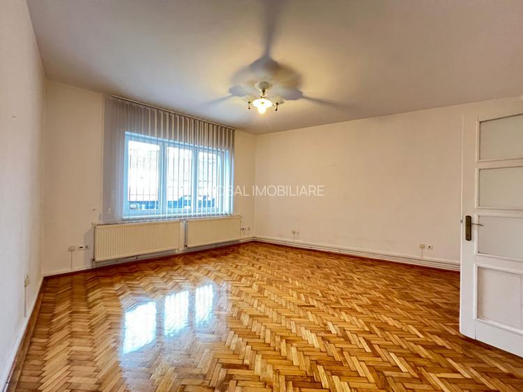 Apartamen 2 camere, 50 mp. IMOBIL NOU, Str.Traian, Centru  - 3