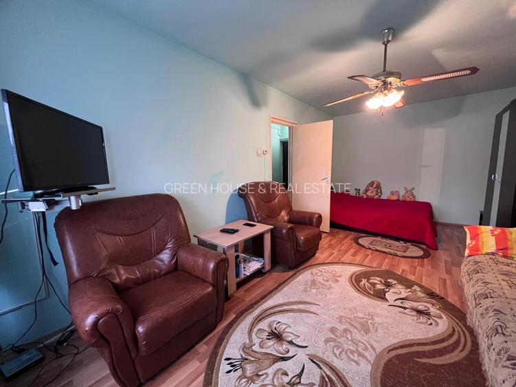 Apartament o camera,zona Progresul - 4