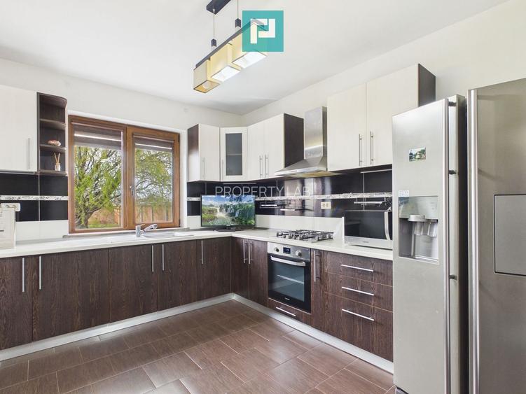 Casă spațioasă în Sântana - 20