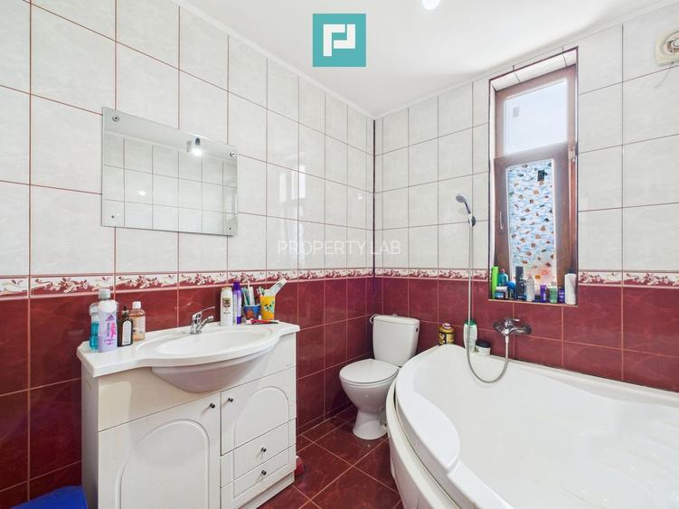 Casă individuală în Săcălaz - 2063 mp teren - 6