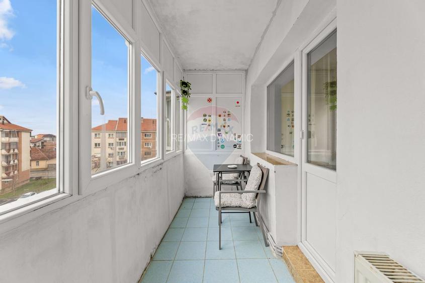 Apartament cu 3 camere de inchiriat - 15