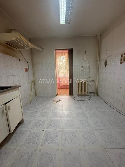 Apartament 2 camere decomandat Etaj 1 Militari, Aleea Aleșd Bloc 1981 De renovat - 4