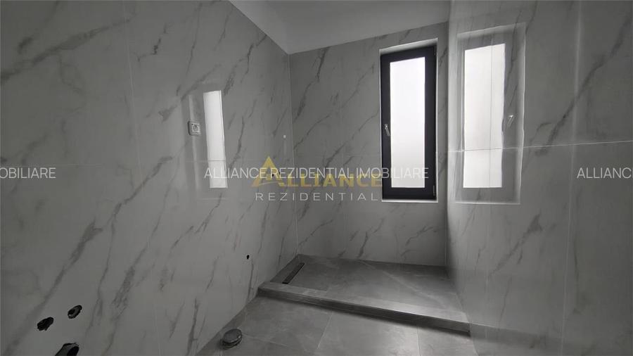 Casa individuala - 3 camere - 2 bai - 378 mp teren - 10