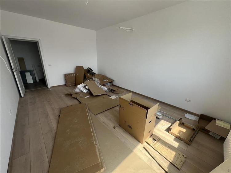 Gars partial mobilata/ birou/ etaj 2/centrala/parcare, bloc 2024