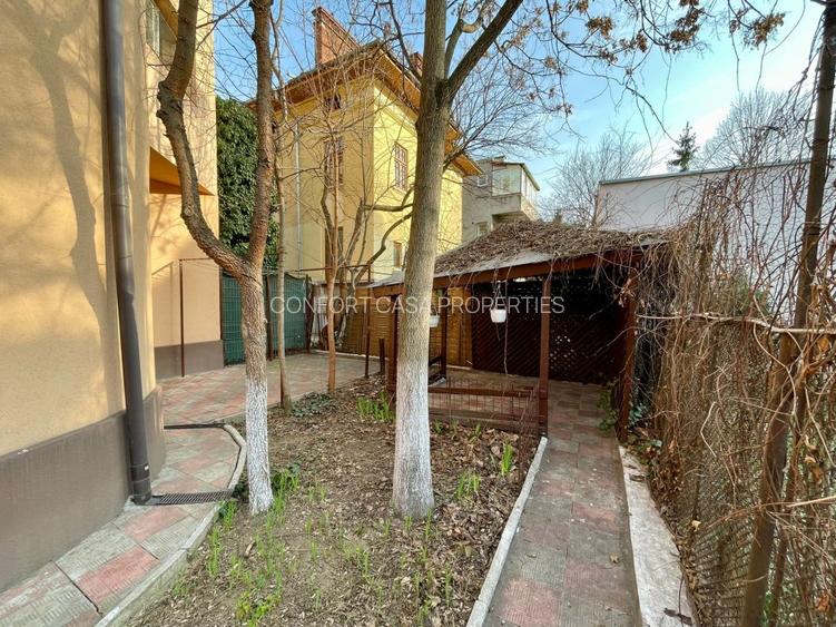 Aviatorilor - Vila spatioasa,  S+P+1E+M, CURTE 87 MP,  7 CAMERE, CENTRALA, GARAJ - 18