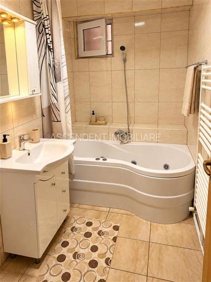 Apartament generos, 90 mp, 3 camere si parcare privata, Grivitei, Brasov - 5