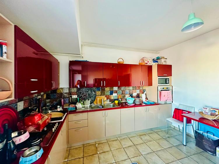 Duplex exclusivist cu lift privat - zona Polona - Eminescu