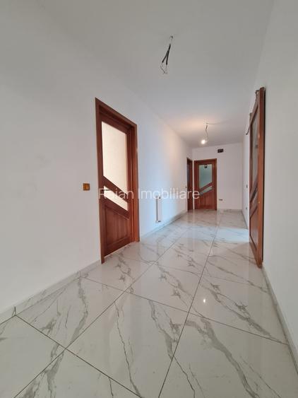 Vila D+P+M de vanzare in Tulucesti, jud.Galati, 5 camere, teren 933 mp - 8