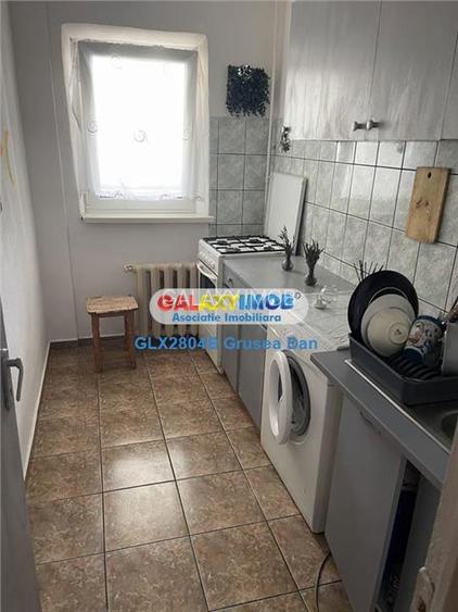 iancului | garsoniera 37mp | 1988 | cada AC | metrou - 4