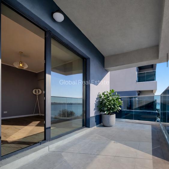 3 Camere Mamaia Zona Rex Vedere Frontală Lac Loc Parcare - 4