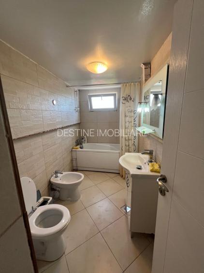  Casa GALATA 4 camere  170 mp decomandat - 13