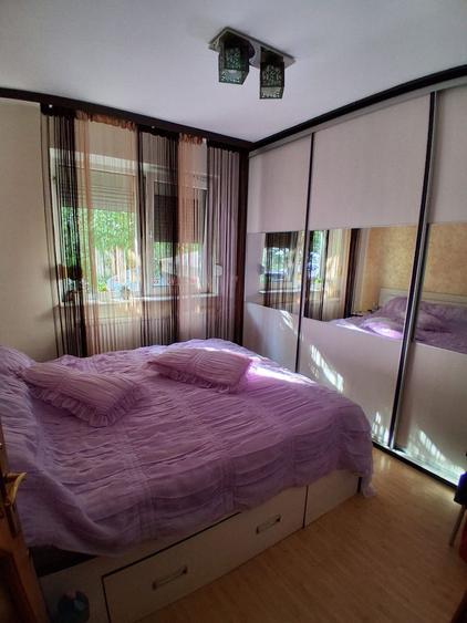 Tomis Nord 3 camere semidecomandate parter