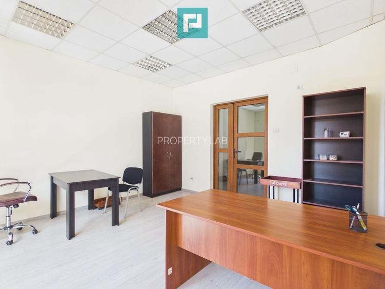 Spațiu central birou/locuință – Str. Primăriei - 2