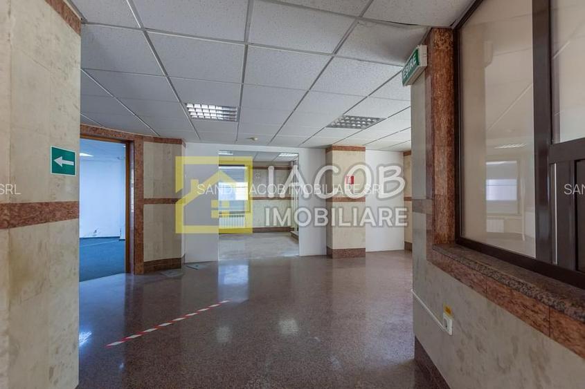 Spatiu comercial P+1, Buhusi, central, jud Bacau - 10