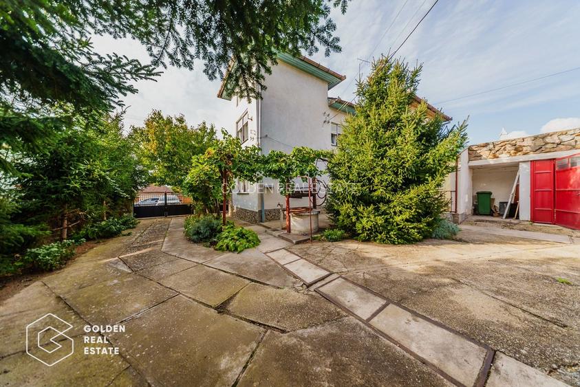 Vila superba, P+E,  Cuvin, 9 camere, 200 mp si teren 1300 mp plus anexa 3 camere - 43