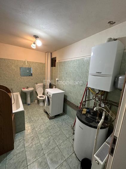 Casă de închiriat, 7 camere, 250 mp, Făget - 16