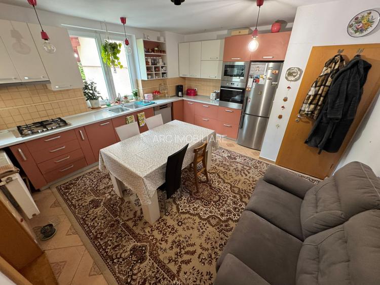 Casa cu pozitionare buna in Cristian - 18