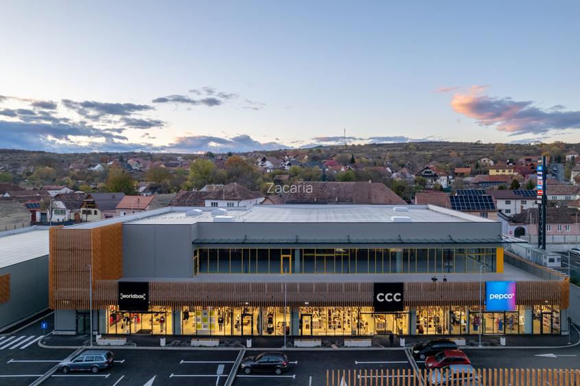 Spatiu evenimente/restaurant de inchiriat Zacaria Retail Center - 16