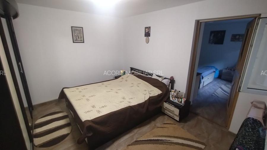 Casa Km 4-5 doua familii - 4