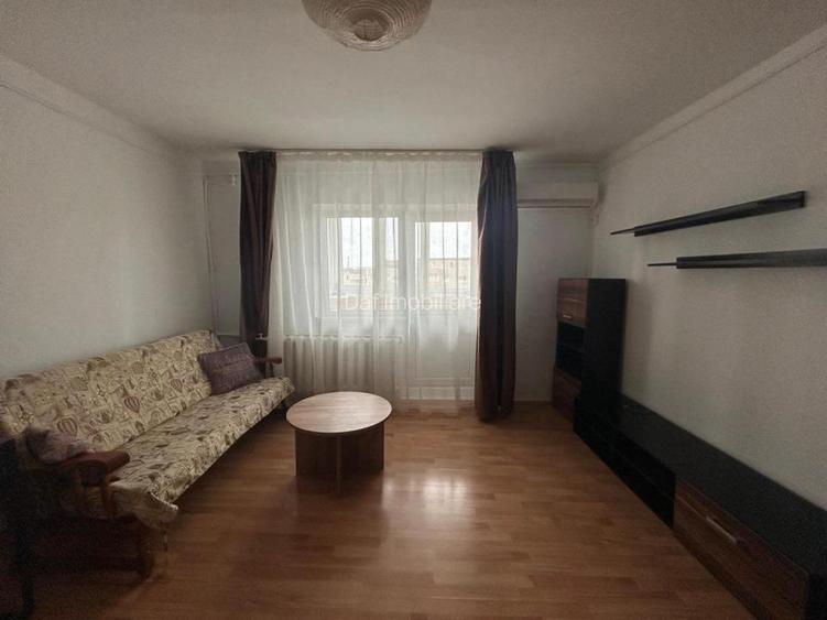 390euro-Studio 42mp -Unirii-OctavianGoga - 2