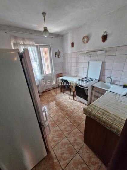 Apartament cu 3 camere in zona Dristor-Vitan - 13