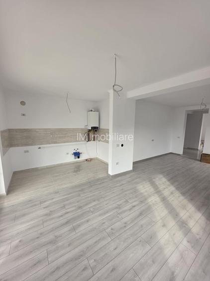 Calea Urseni- 3 camere- 375 mp teren- terasa - 4