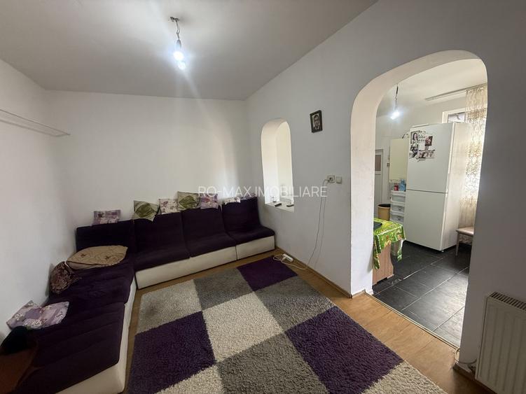 Apartament 2 cam in Vila etaj 1 + pod + curte 34 mp Campina - 4