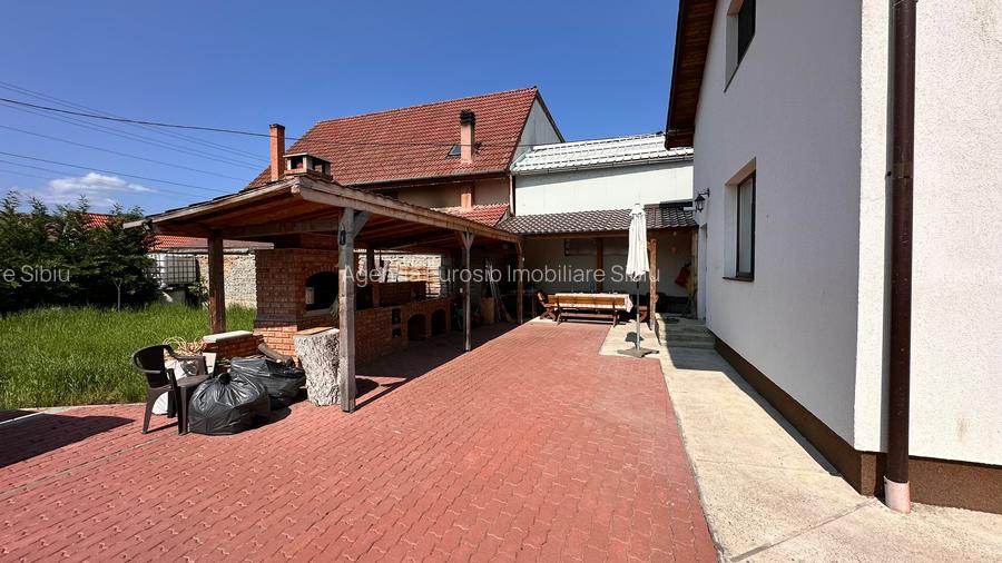 Casa tip vila constructie noua in Sacel, Sibiu teren 866 mp mobilata si utilata - 17