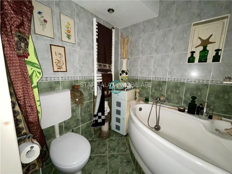 Apartament cu 2 camere de vanzare, in Centru str. Bolyai - 7