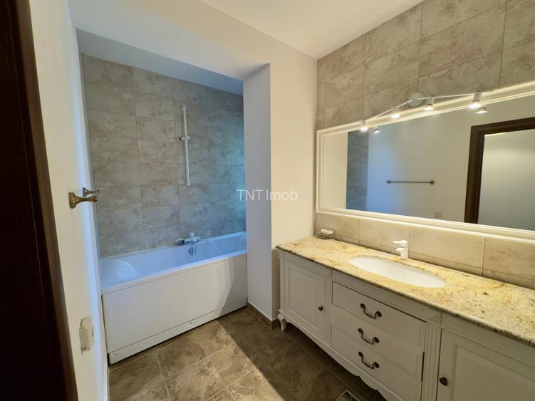 Vila 8 Camere | P+2+M+S | Langa Liceul Mark Twain | Erou Iancu Nicolae | Pipera - 54