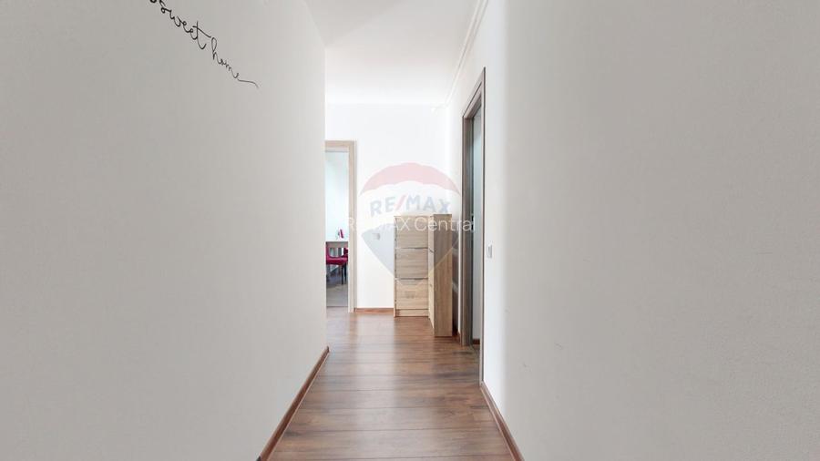 Apartament cu 2 camere de închiriat în zona Tractorul - 2