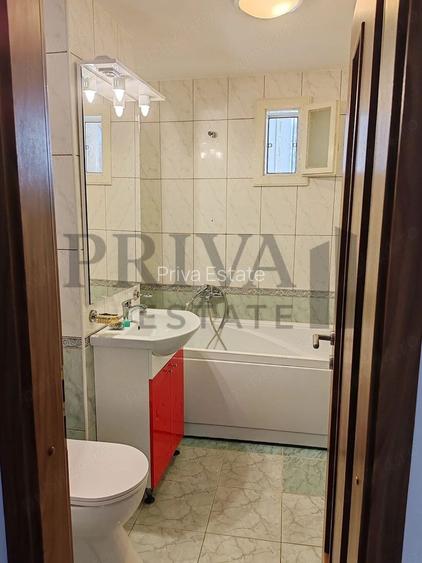 Apartament 3 camere, 60 mp, etaj 1,  Girocului - 8
