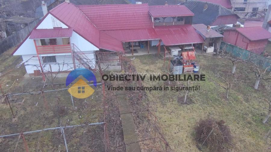 Casa + teren 5.200 mp – Girov - 2