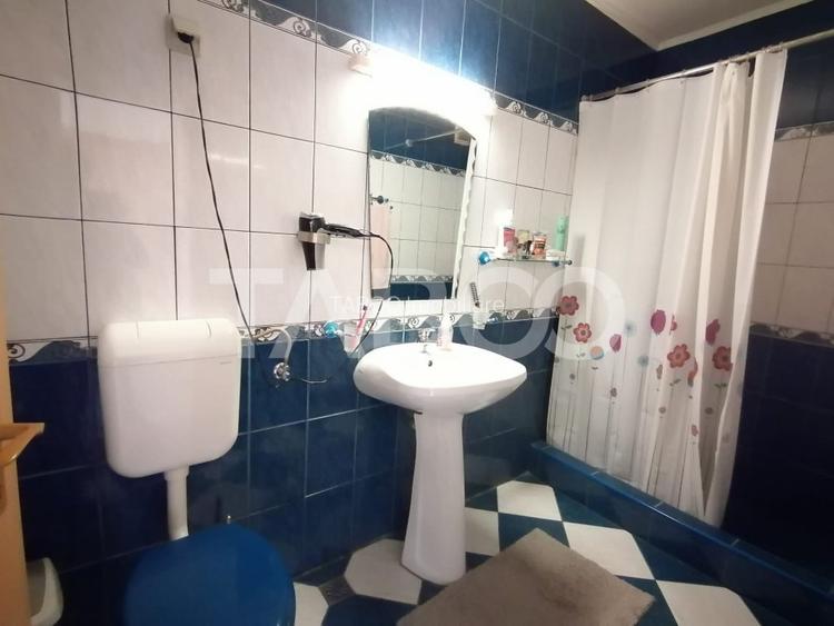 Casa individuala 6 camere de vanzare 250 mpu 361 mp teren zona Lupeni - 10