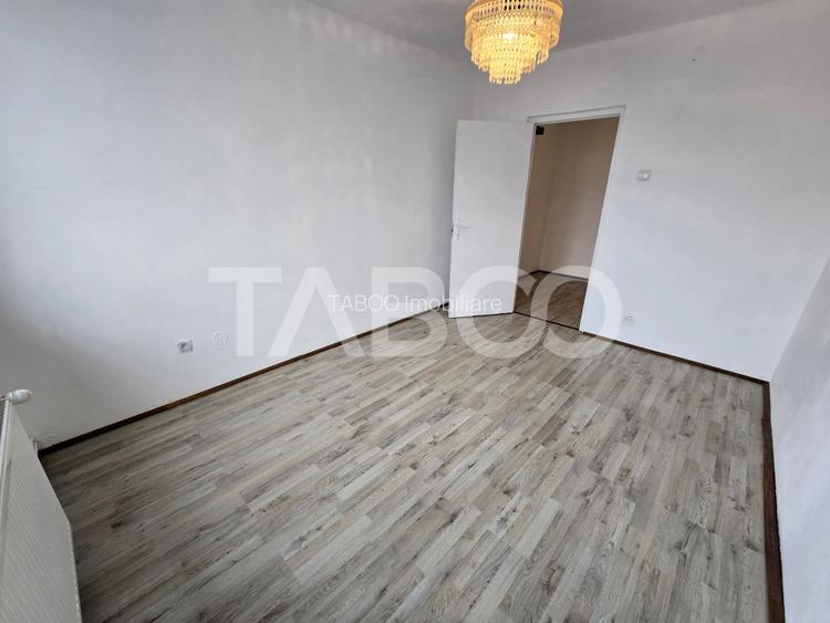 Apartament decomandat de vanzare cu 3 camere balcon zona Mihai Viteazu - 10