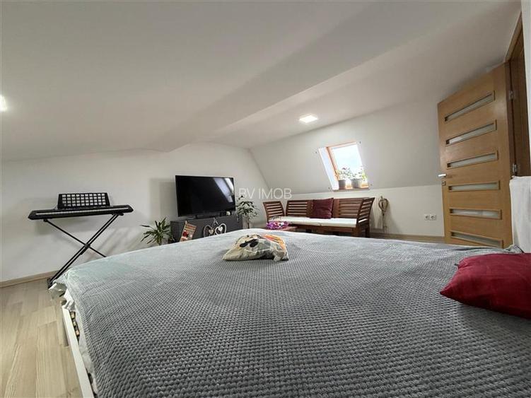 Vanzare apartament 4 camere pe 2 etaje, 3 bai, Urban Residence - 22