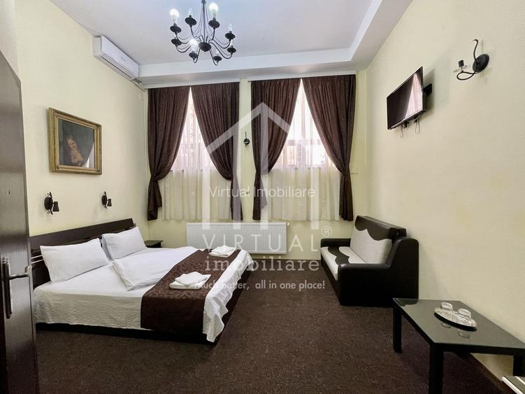 Vila/Pensiune cu 3 corpuri, 34 de camere, sala de fitness - Central - 50