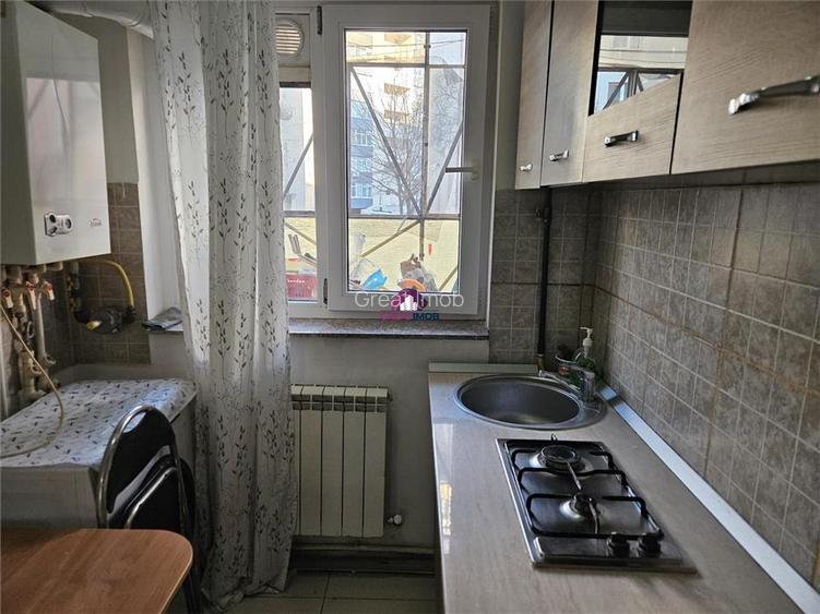 Garsoniera de inchiriat - 6