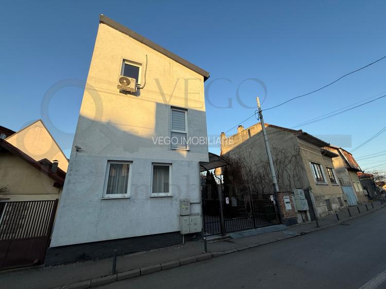 Casa tip duplex, 137 mp, P+1+M, zona Platinia Shopping Center - 2