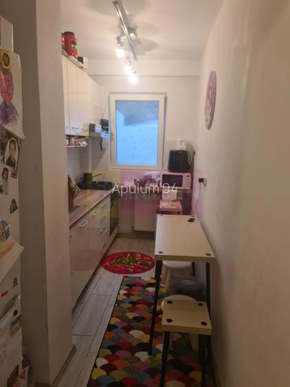 Apartament cu 3 camere de vanzare in Campina - Zona Cuza - 9