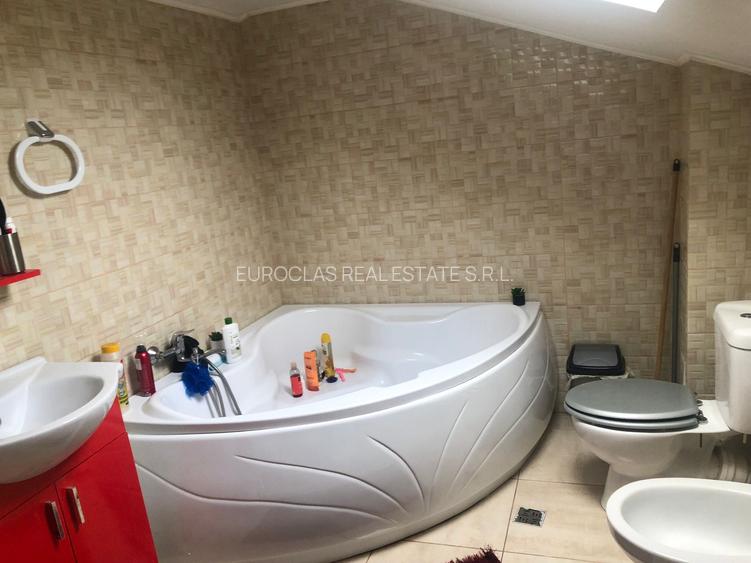 Apartament 4 camere in vila/Duplex - 126.800 euro (Cod E2) - 17