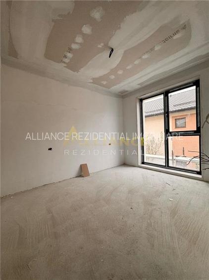 Vila P+1+M cu 5 camere - 4 bai | Teren - 190 MP - 10