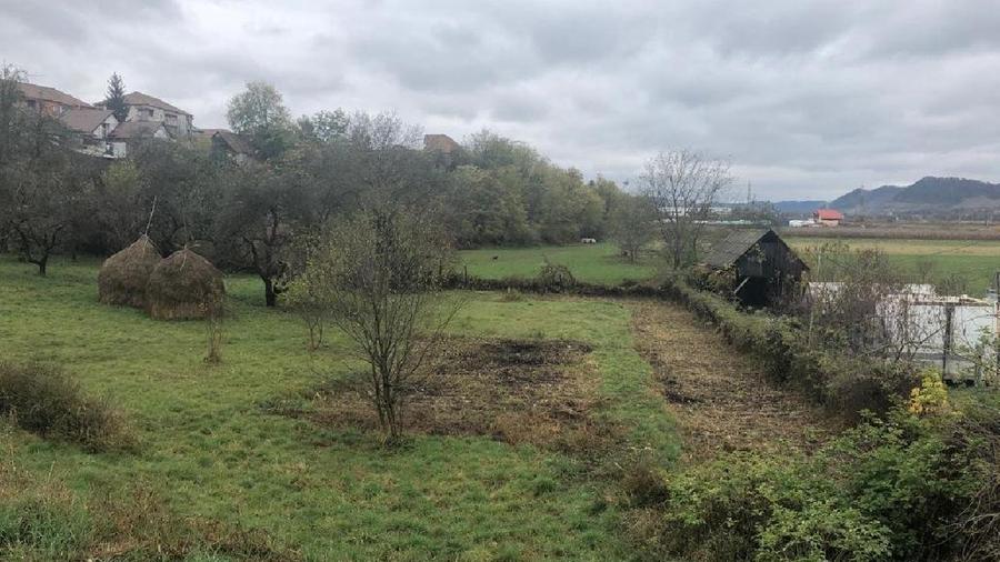 Zona Vitrometan - Gura-Campului - Teren arabil - 3.200 m², Medias